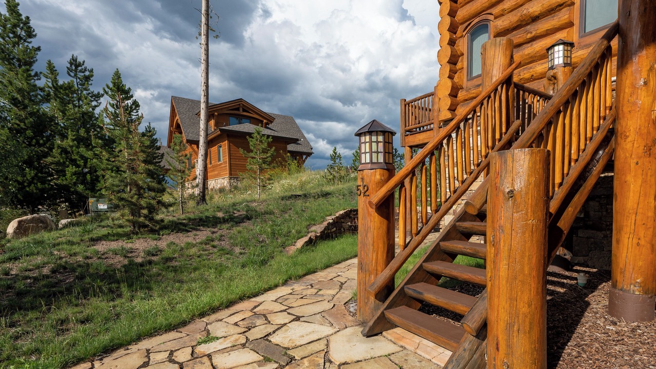 Photo of Outdoor in Hideaway Village South