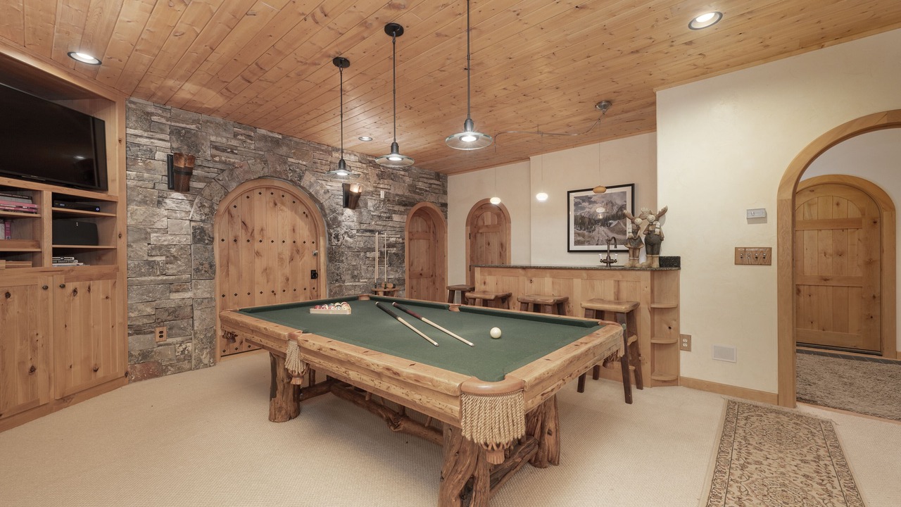 Photo of Bedroom in Hideaway Village South