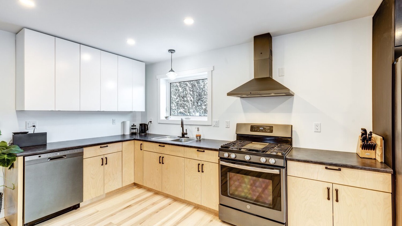 Photo of Kitchen in Whitehorse