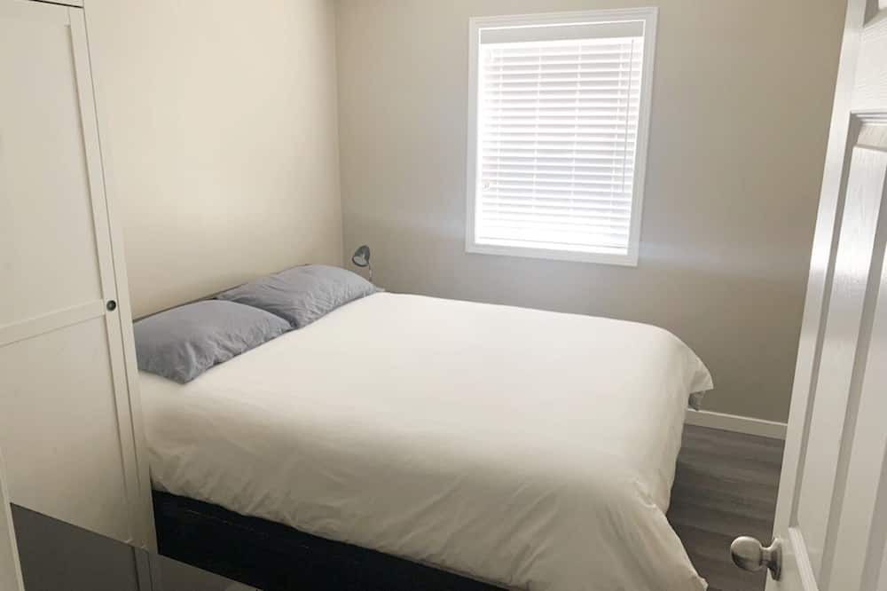 Photo of Bedroom in Okanagan-Similkameen