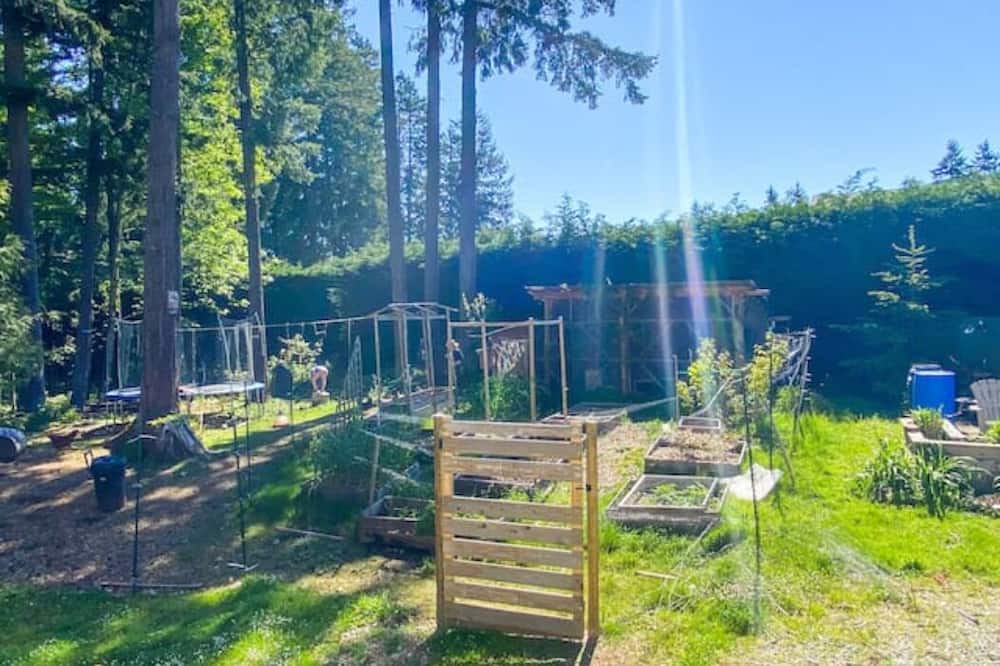 Photo of Outdoor in Shawnigan Lake