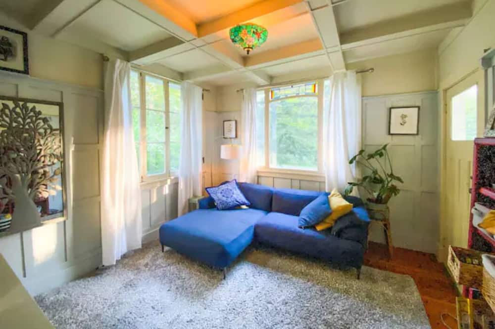 Photo of Bedroom in Shawnigan Lake