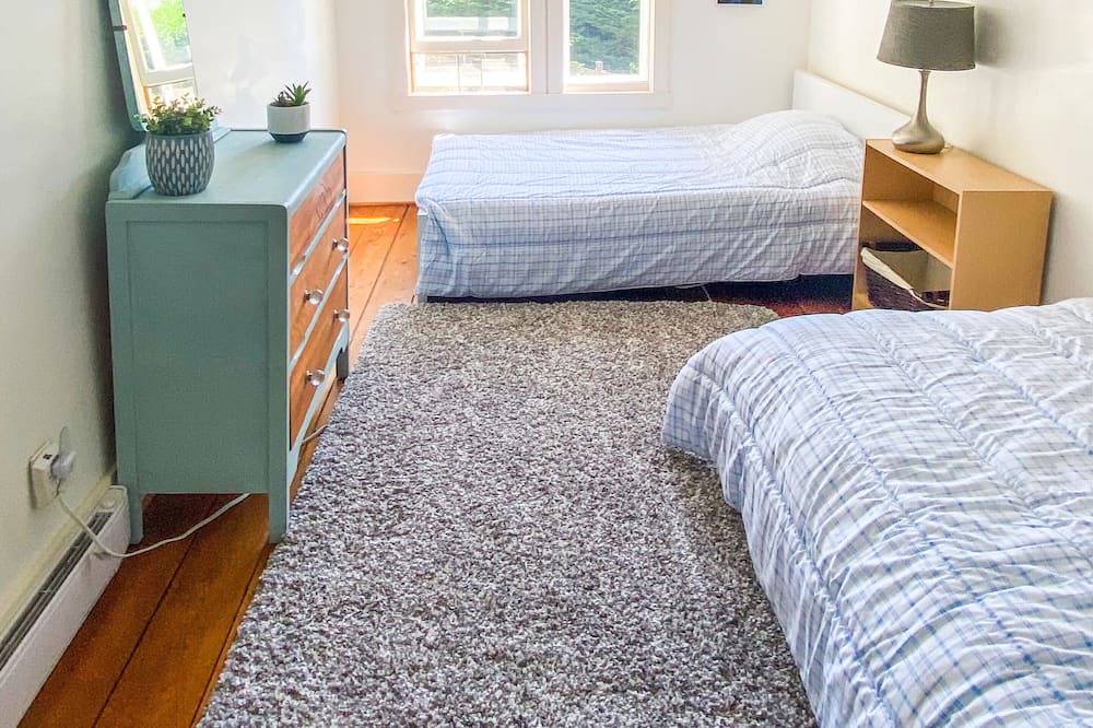 Photo of Bedroom in Shawnigan Lake