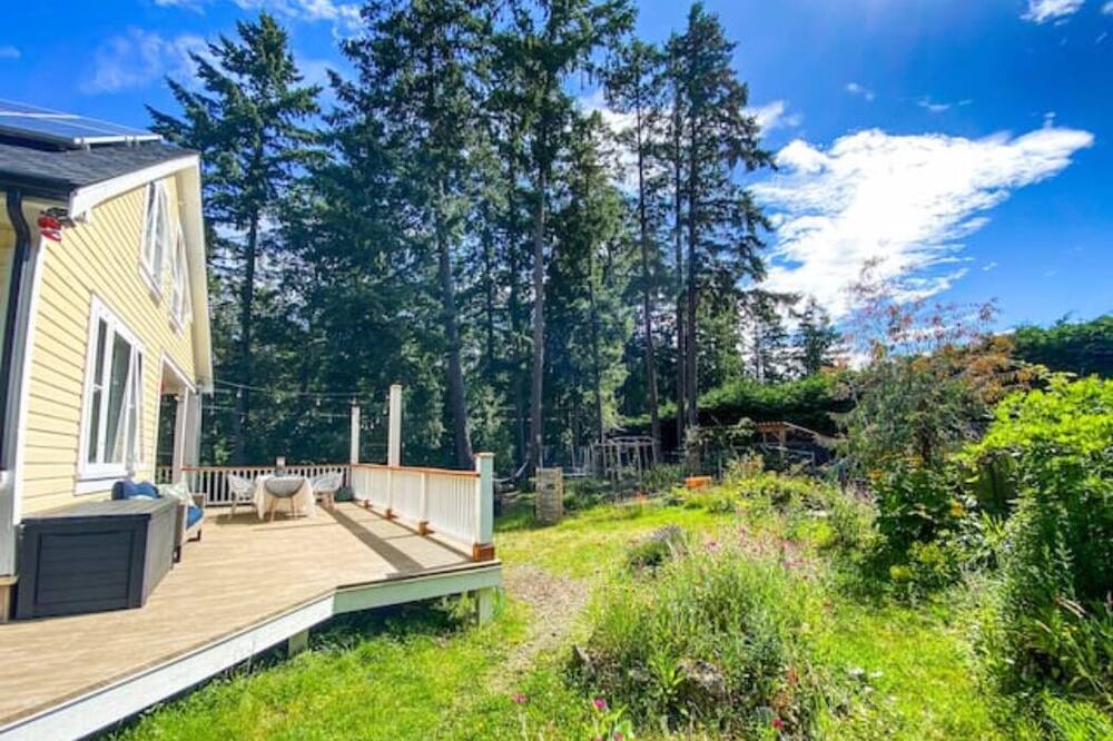 Photo of Outdoor in Shawnigan Lake