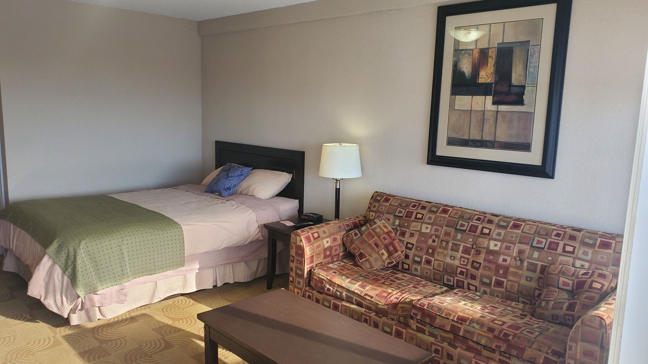 Photo of Bedroom in Wabamun
