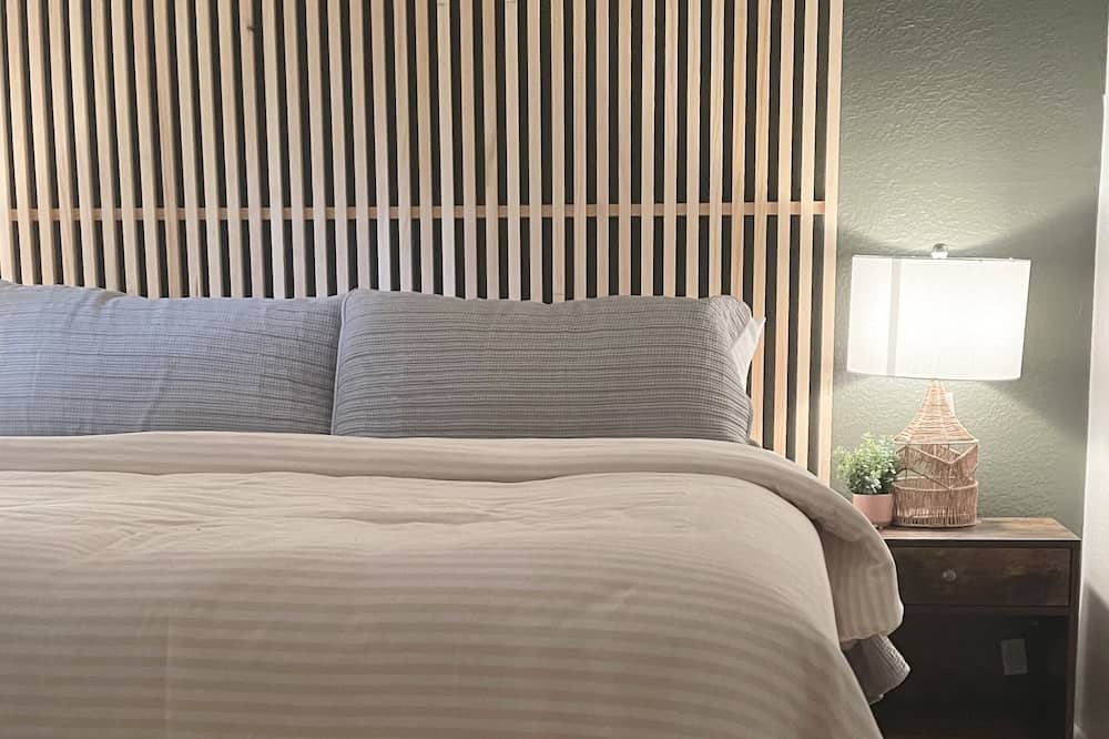 Photo of Bedroom in Jackson