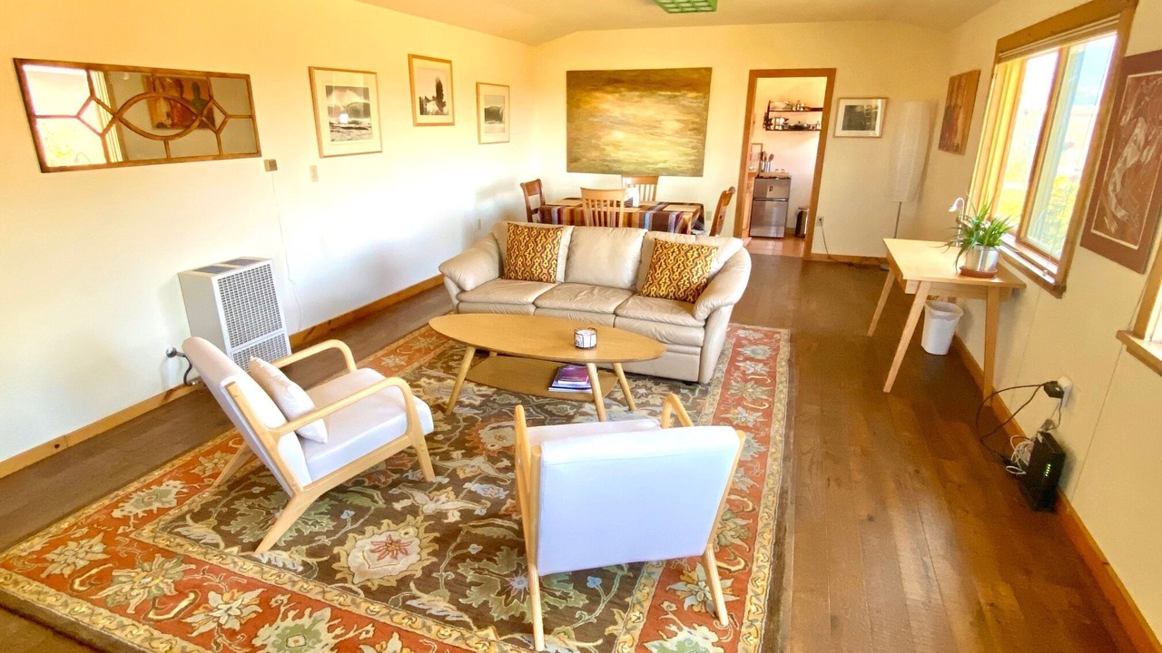 Photo of Livingroom in Crestone