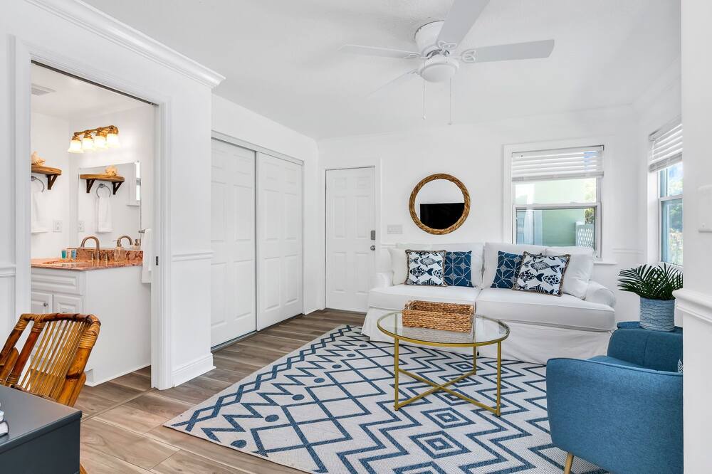 Photo of Bedroom in Parker Ridge