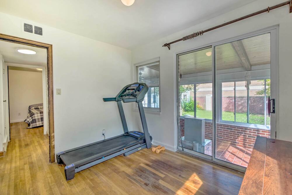 Photo of Bedroom in Mayfield Heights