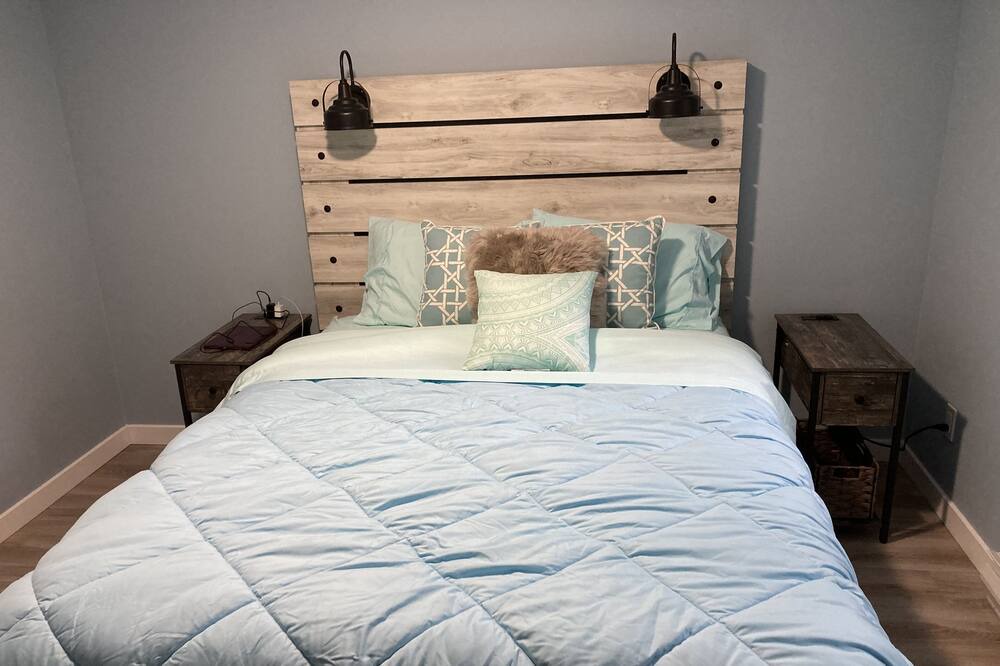 Photo of Bedroom in Anglemont