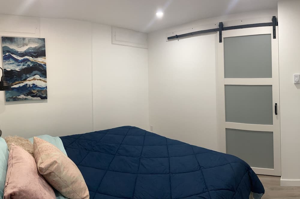 Photo of Bedroom in Anglemont