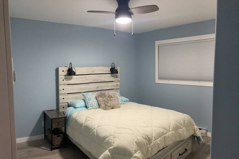 Photo of Bedroom in Anglemont