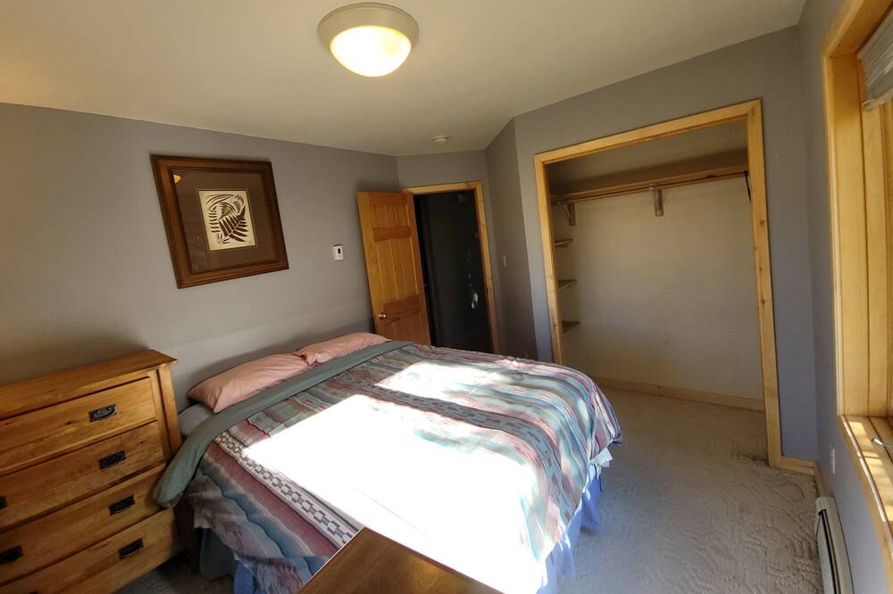 Photo of Bedroom in Crested Butte South