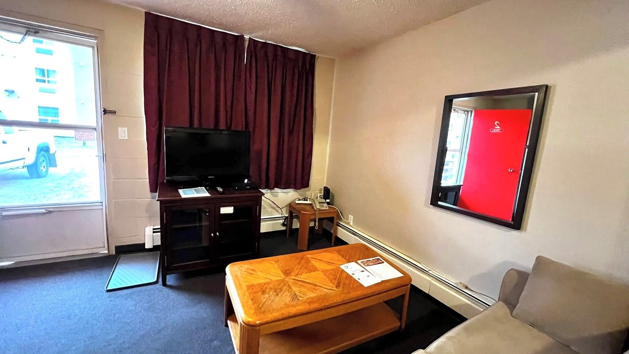 Photo of Livingroom in Redwater