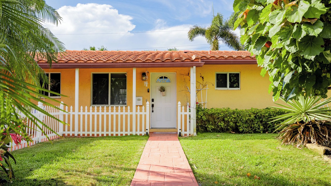 Photo of Outdoor in Garden Isles