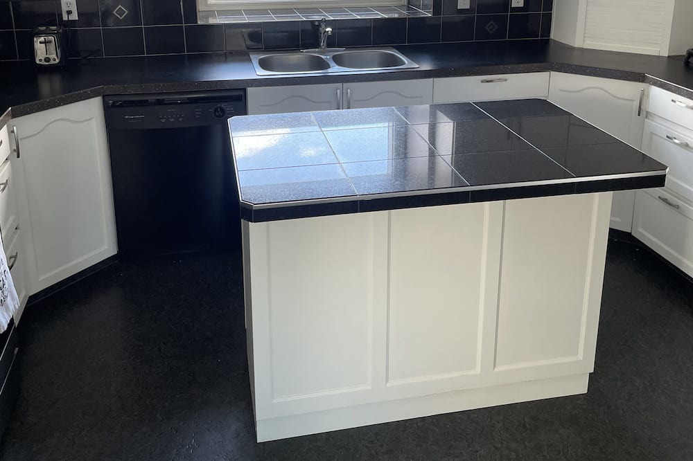 Photo of Kitchen in Okanagan-Similkameen