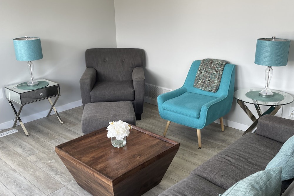 Photo of Livingroom in Okanagan-Similkameen