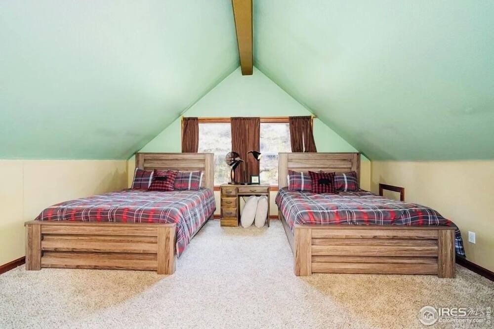 Photo of Bedroom in Glacier View Meadows