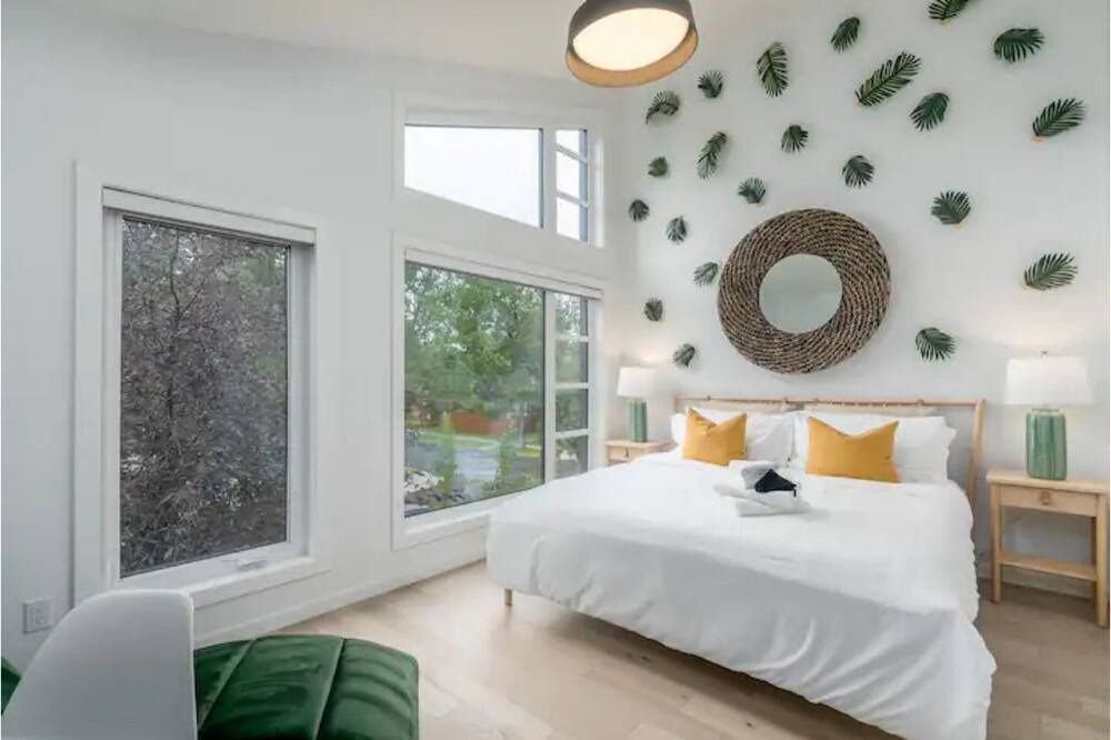 Photo of Bedroom in Northwest Edmonton