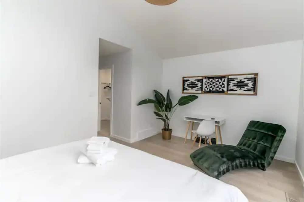 Photo of Bedroom in Northwest Edmonton