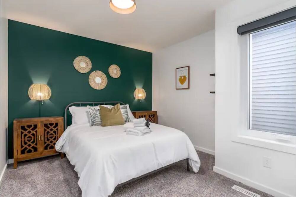 Photo of Bedroom in Northwest Edmonton