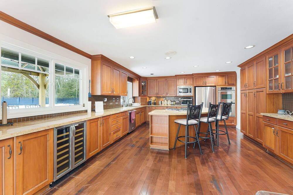 Photo of Kitchen in Surrey