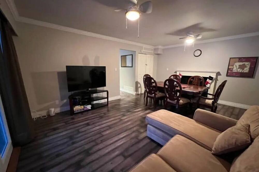 Photo of Livingroom in Delta