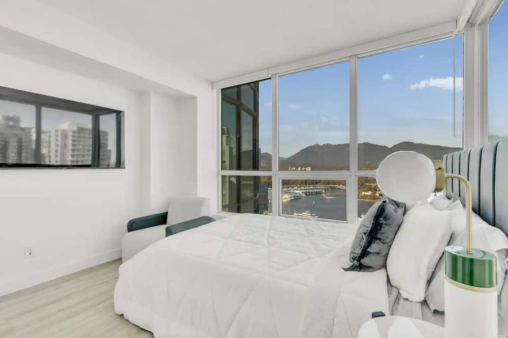 Photo of Bedroom in Coal Harbour