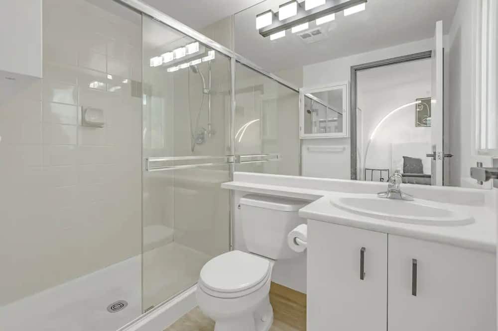 Photo of Bathroom in Coal Harbour