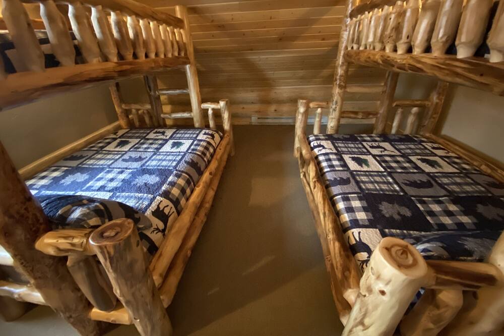 Photo of Bedroom in South Fork