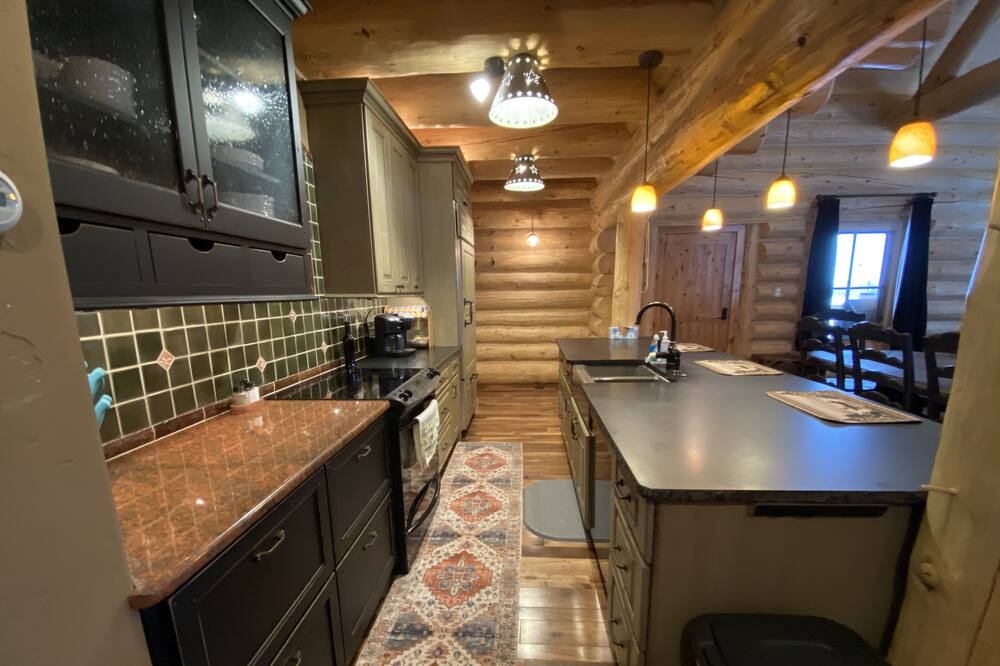 Photo of Kitchen in South Fork