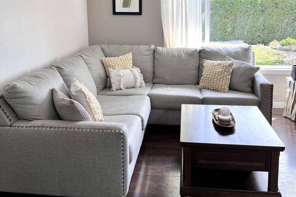 Photo of Livingroom in Westbank