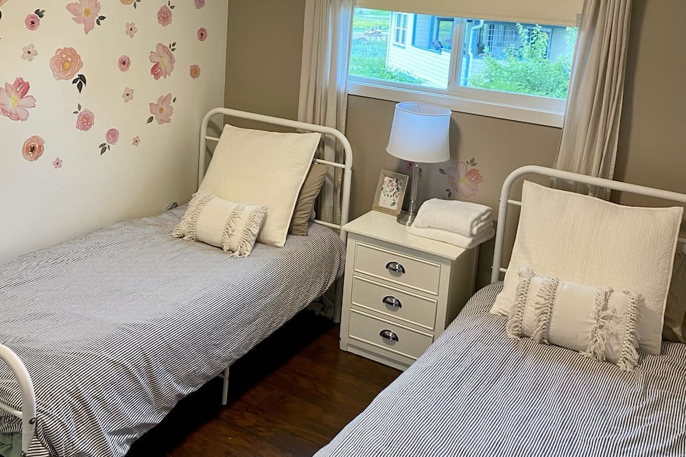 Photo of Bedroom in Westbank