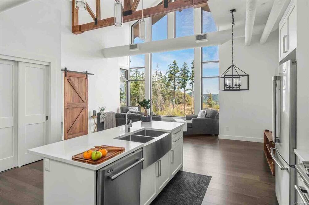 Photo of Kitchen in Bear Mountain Resort