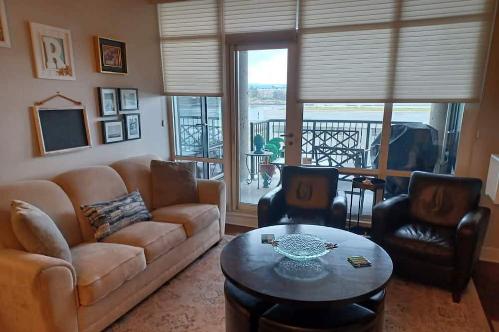 Photo of Bedroom in James Bay