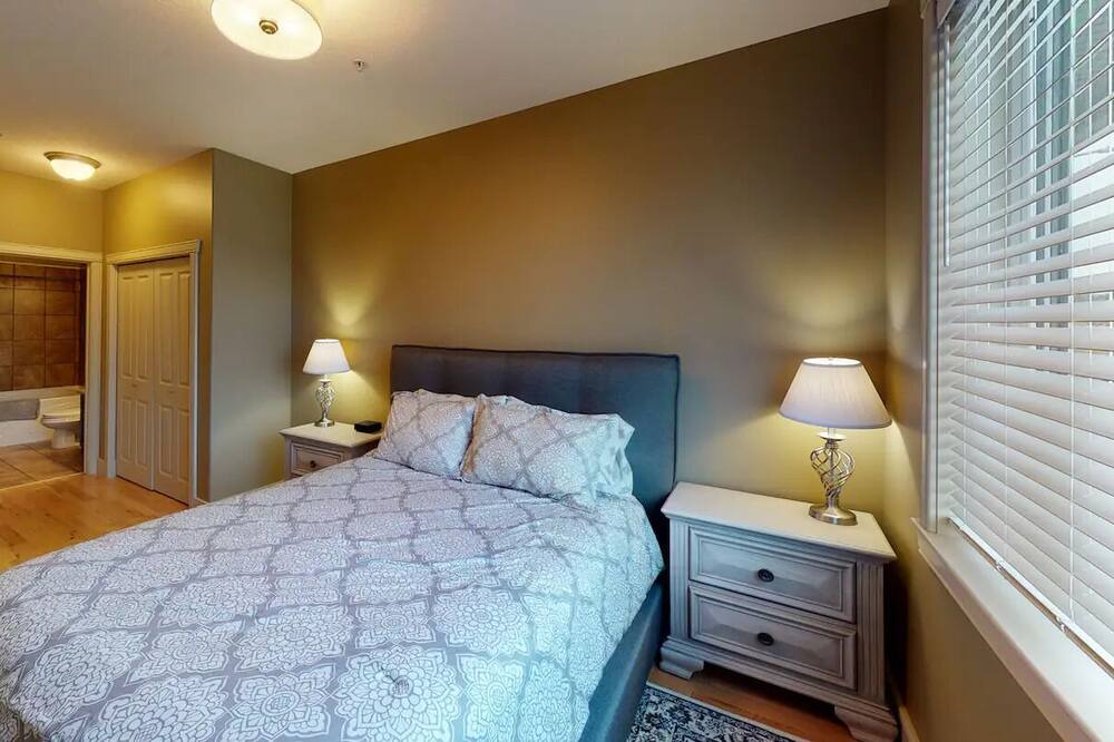 Photo of Bedroom in Hinton