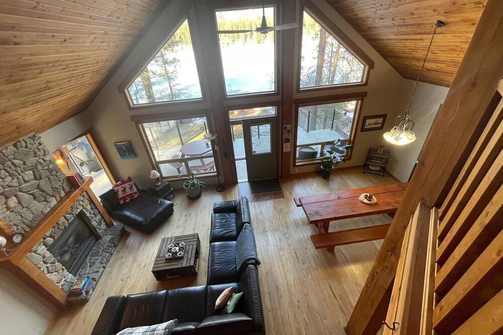 Photo of Livingroom in Koocanusa Ranch