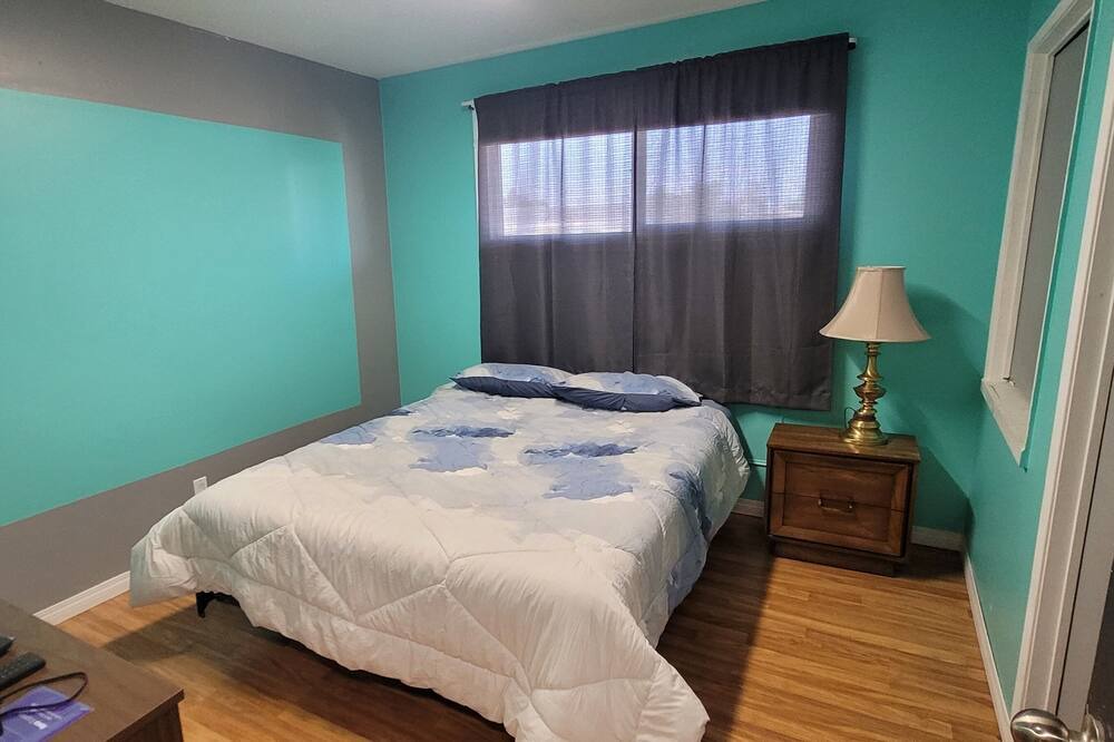 Photo of Bedroom in Drumheller