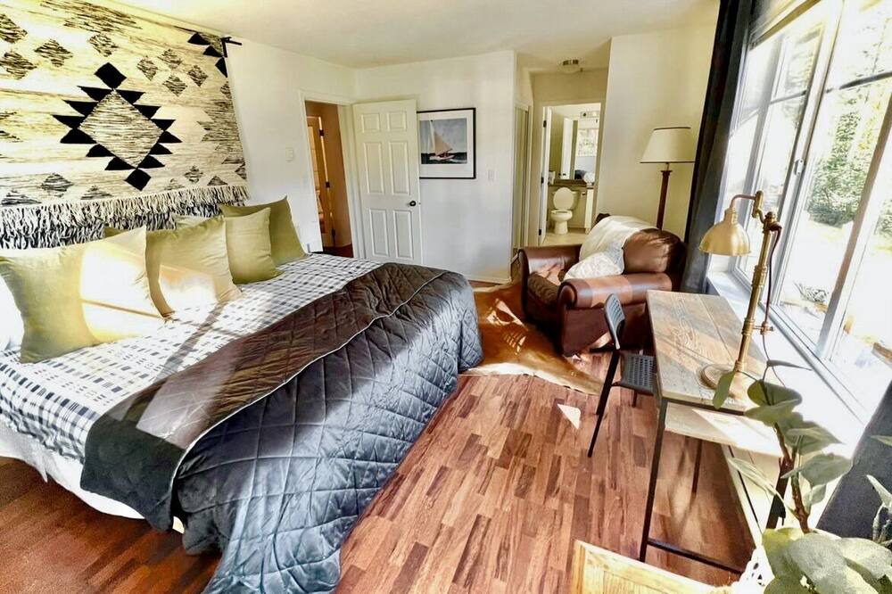 Photo of Bedroom in Port Moody