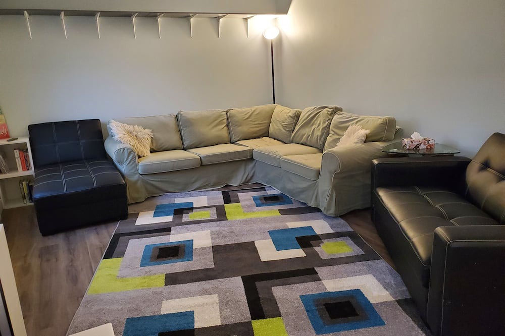 Photo of Livingroom in Black Creek