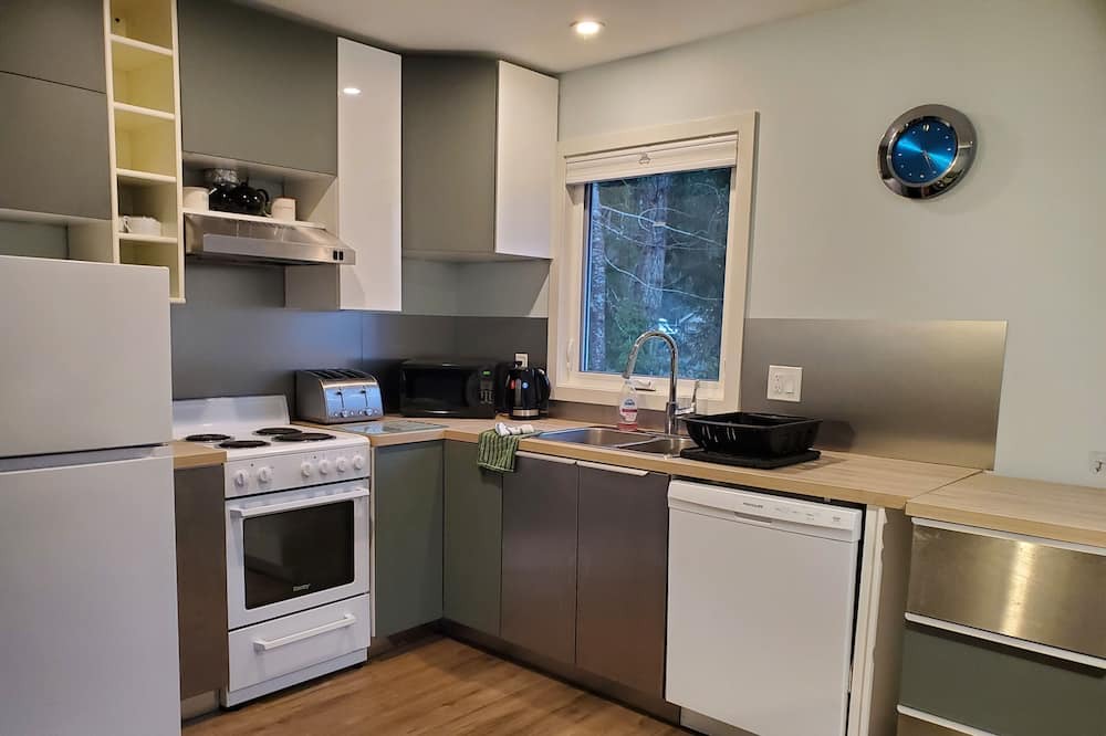 Photo of Kitchen in Black Creek