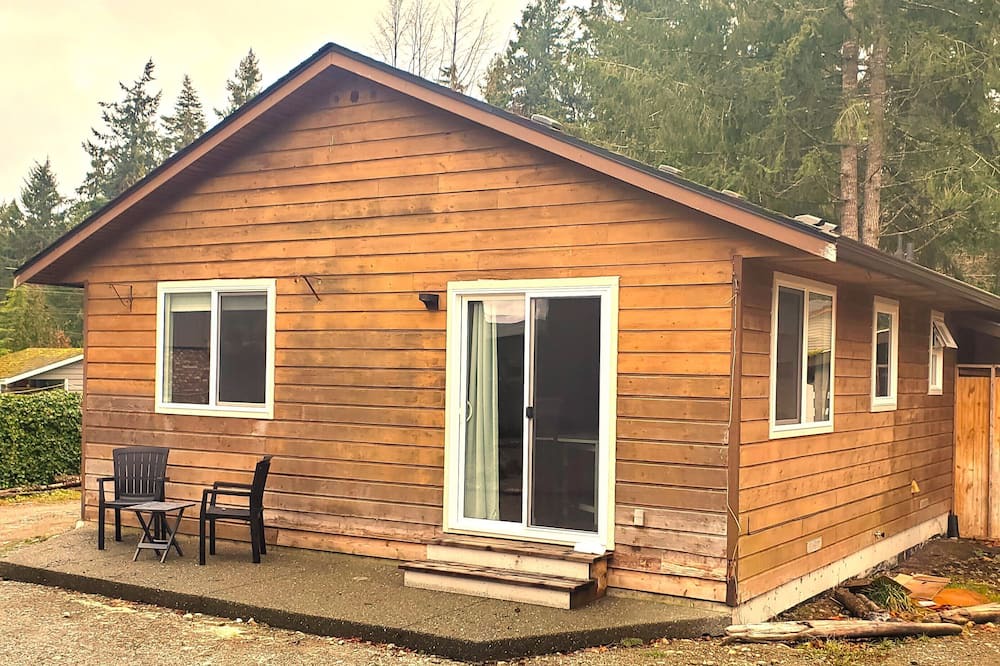 Photo of Outdoor in Black Creek