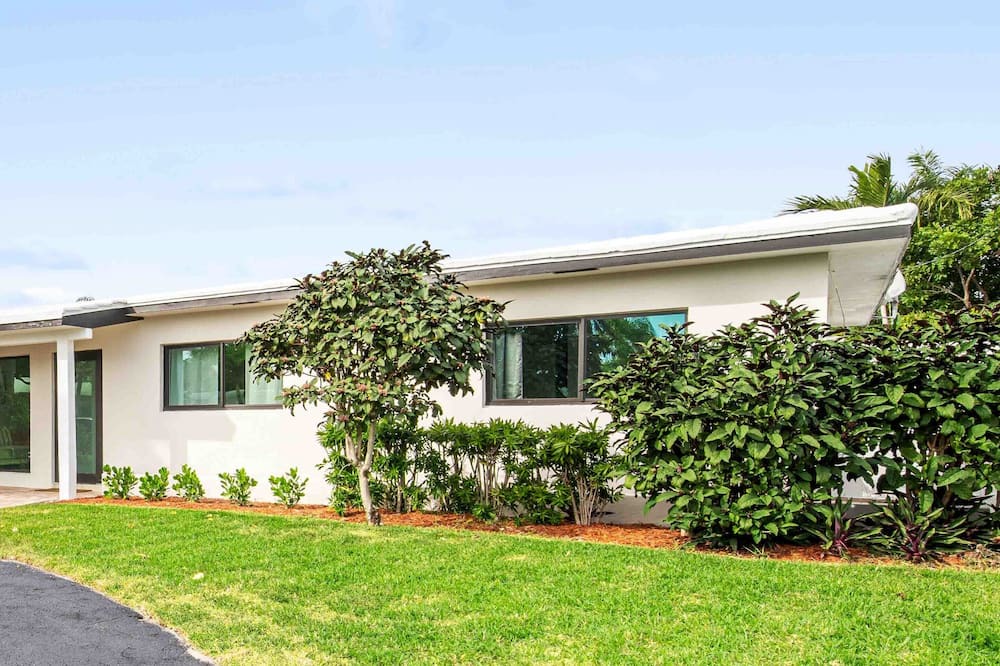 Photo of Outdoor in Bel Air