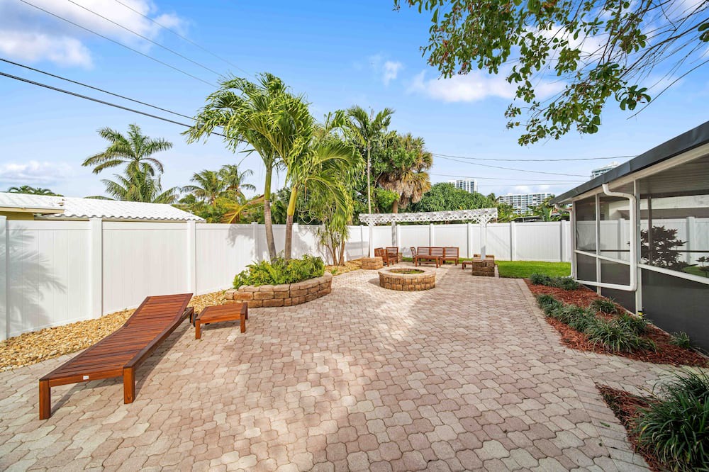 Photo of Outdoor in Bel Air