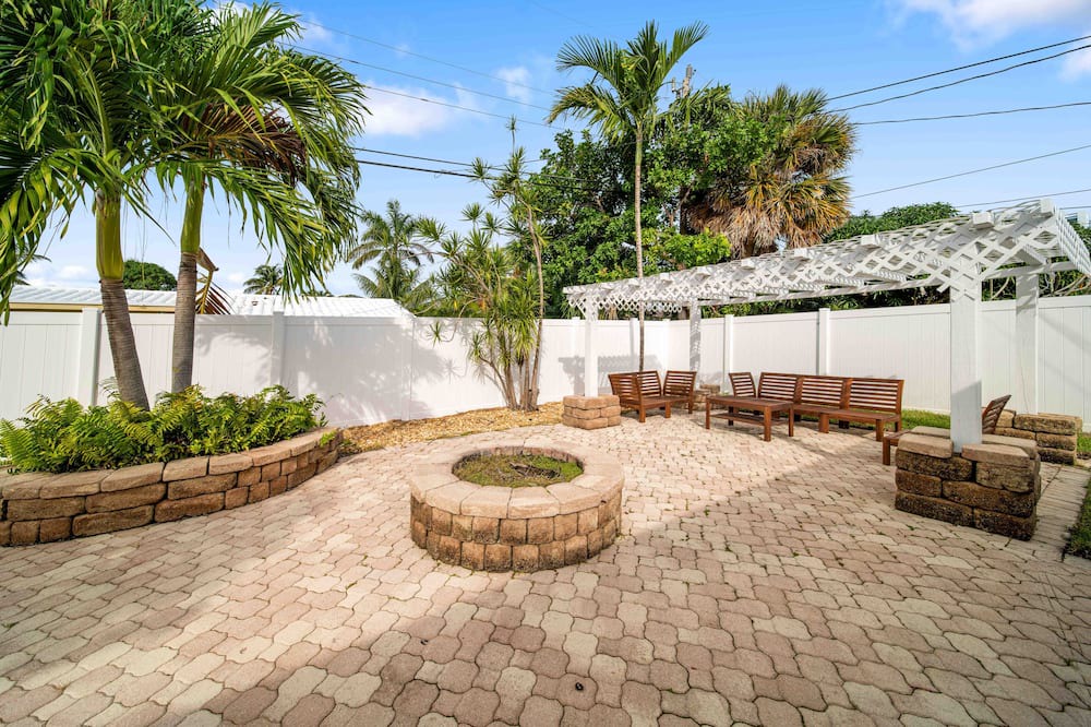 Photo of Outdoor in Bel Air