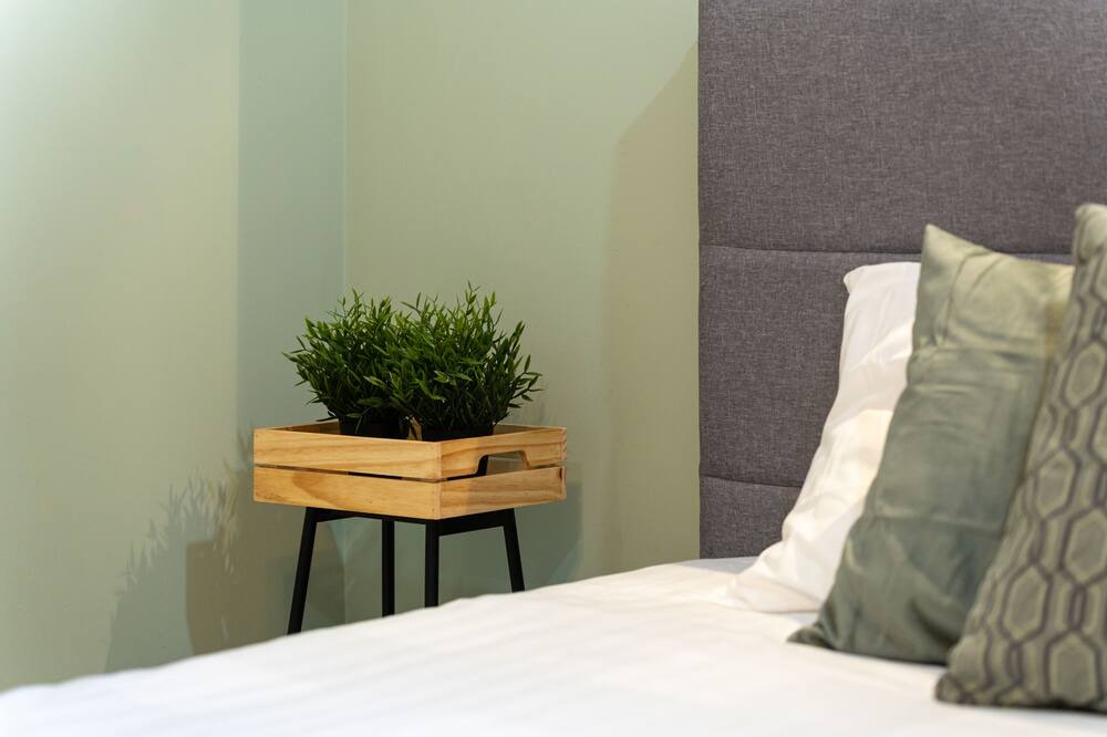 Photo of Bedroom in Delta