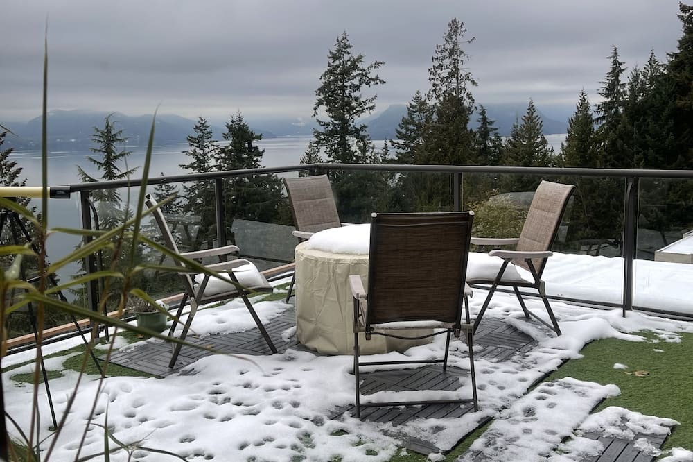 Photo of Outdoor in Lions Bay