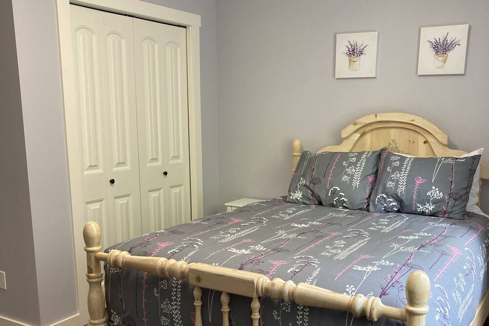 Photo of Bedroom in Shawnigan Lake