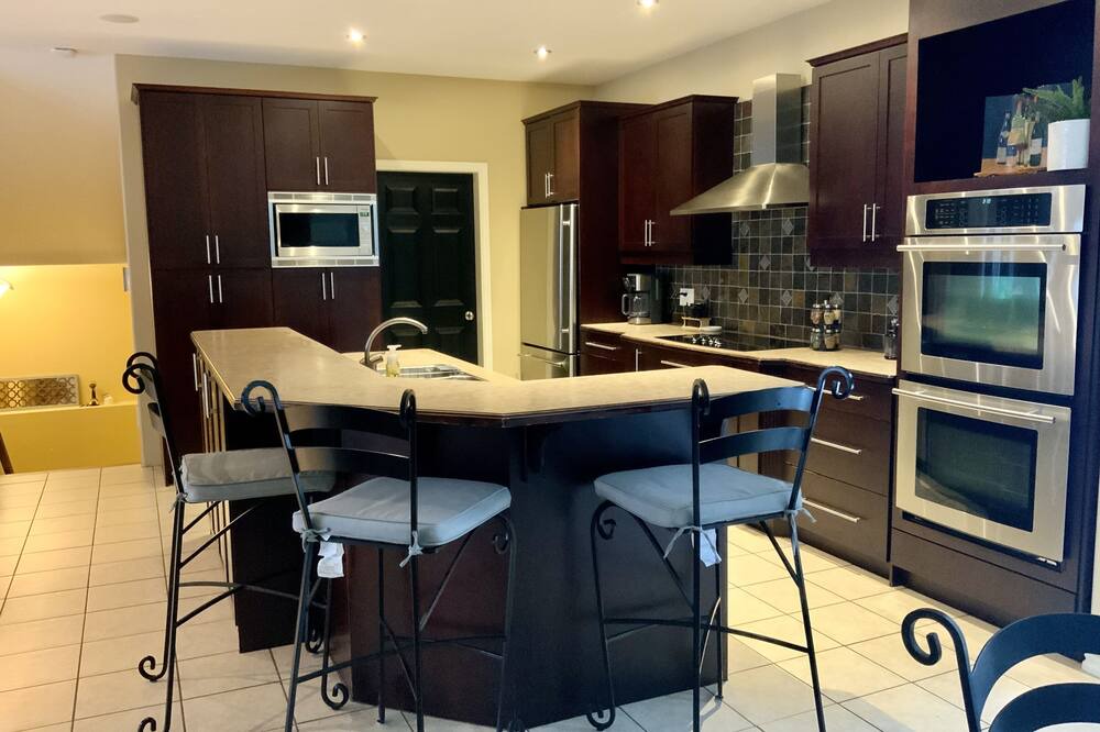 Photo of Kitchen in Okanagan-Similkameen