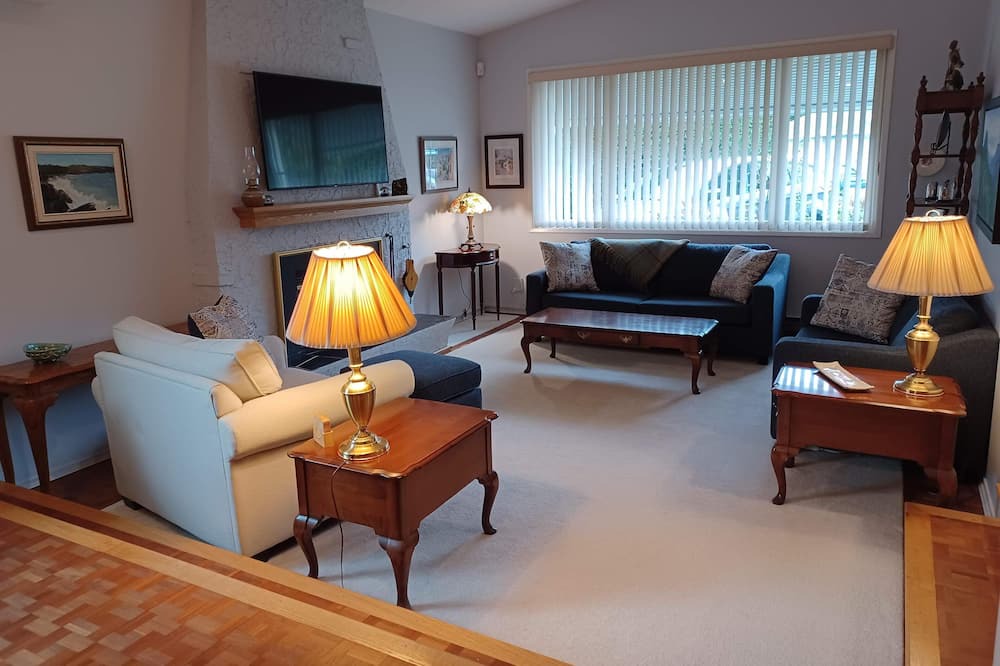 Photo of Bedroom in Sidney